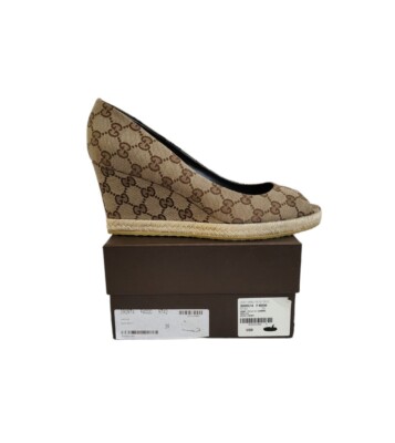 Gucci GG Logo Canvas Horsebit Peep Toe Wedges Sand 390974 Size 39