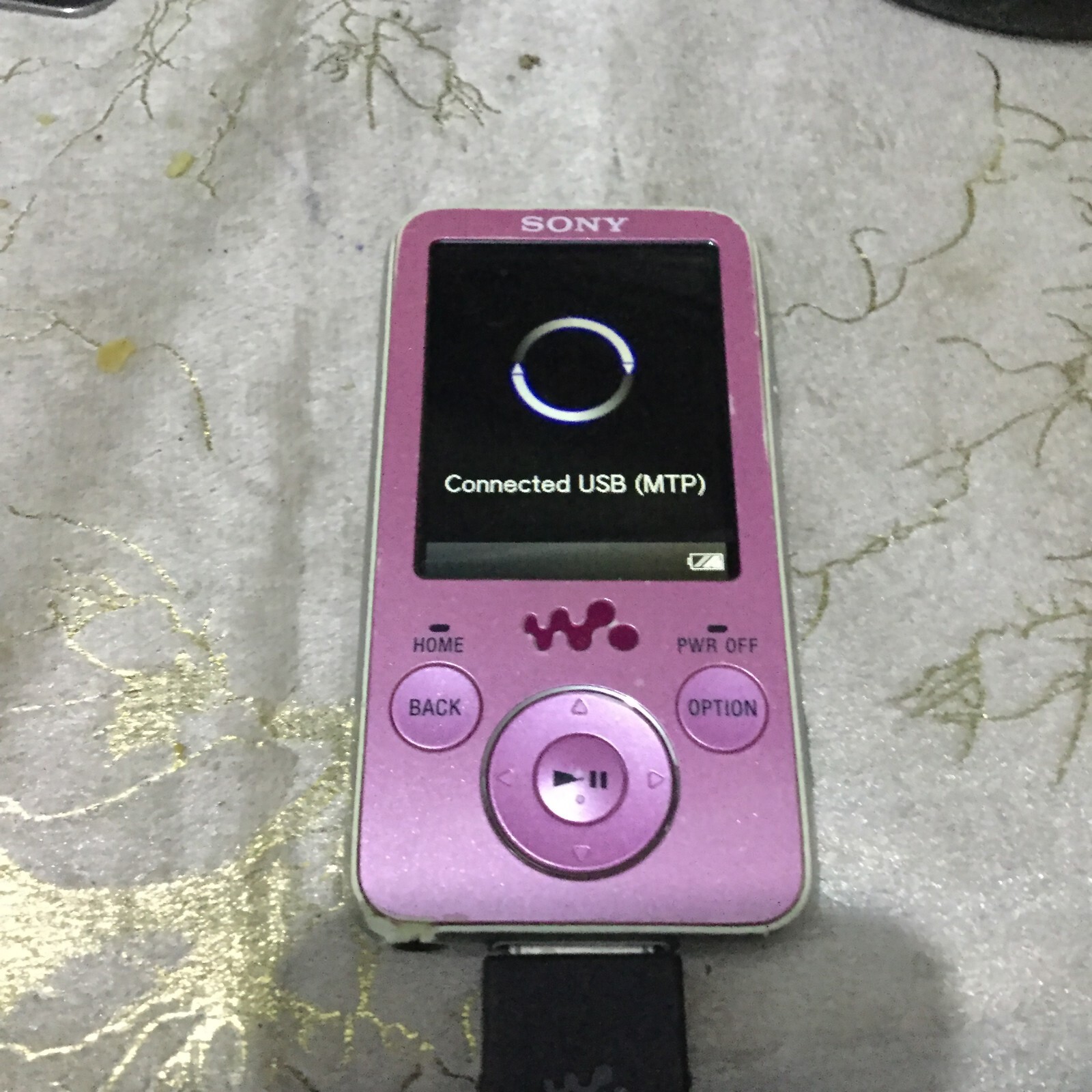 Sony Walkman NWZE436F PINK (4GB) FM MP3 Digital Media Player