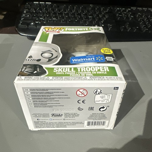 Funko Pop! Skull Trooper #438 (Glow) (Walmart Exclusive) Fortnite Games - Picture 5 of 6