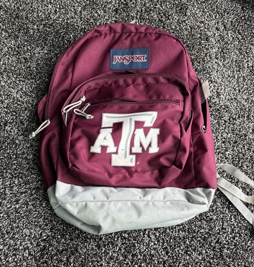 hello kitty backpack for girls Pink holographic Hello Kitty Herschel Classic Backpack, Classic mens travel backpack Model:TSBARII60-SS902MH