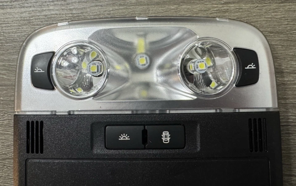 2008-2009 Pontiac G8 GT GXP Holden Dome Light Overhead Console Sunroof Switches - Image 2 of 4