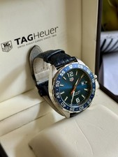 Preços baixos em TAG Heuer Formula Round Analog Wristwatches