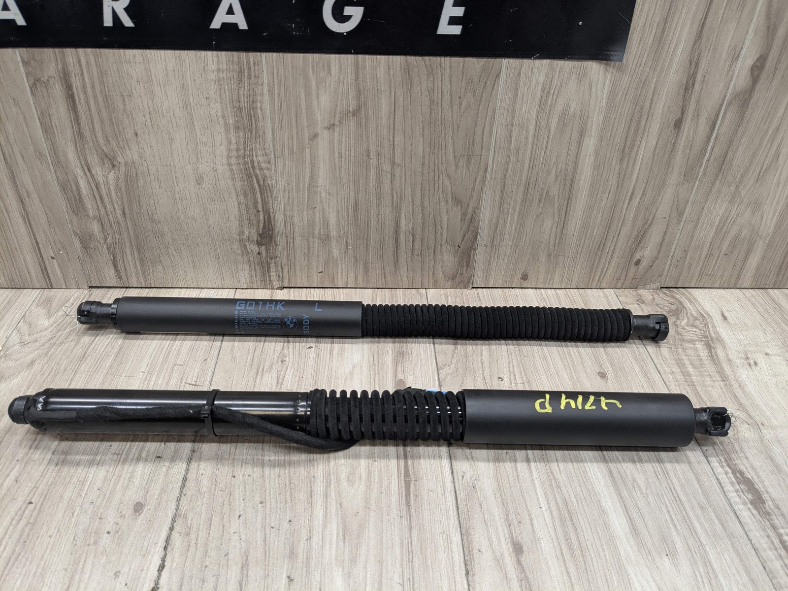 18-24 OEM BMW G01 F97 X3 X3M Rear Left Right Liftgate Shock Strut Lift Supports