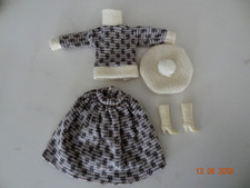 Tenue vintage Ecossepoupée