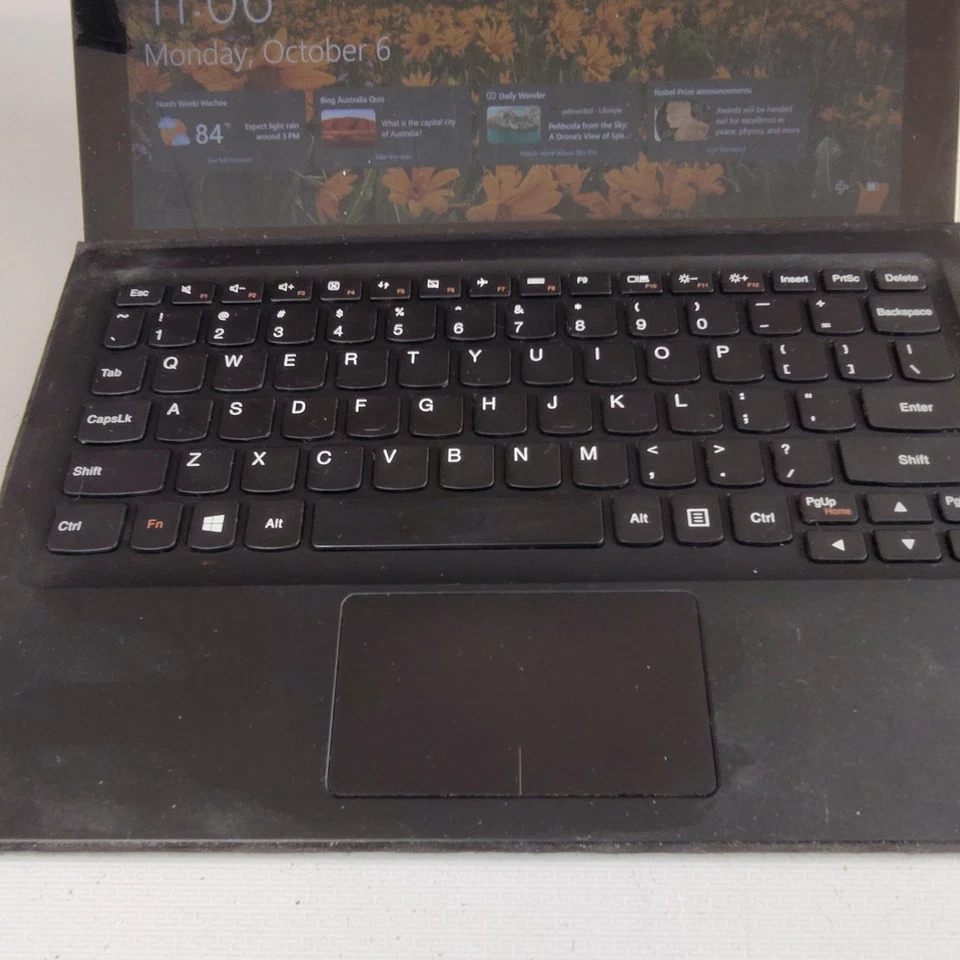 Tablet Lenovo Pantalla Táctil IdeaPad Miix 700-12ISK Windows 10 Wi-Fi Usada Foto 3 de 4