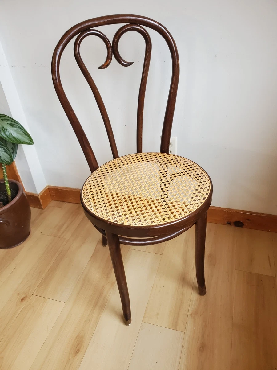 Post - 1950 Time Period Manufactured Bentwood Chair Antique Chairs