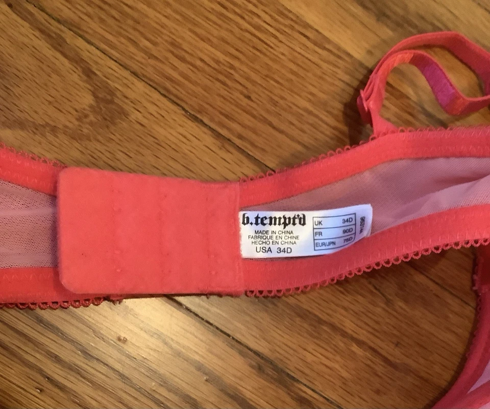 Женский бюстгальтер балконетный на шнуровке B Tempt'd бюстгальтер размер 34D - Изображение 2 из 2
