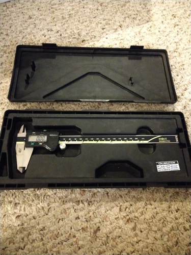 Digital Caliper, Mitutoyo No. CD-8" CSX Machinists Absolute Digimatic 500-197-20