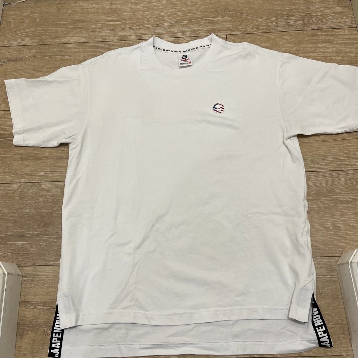 A BATHING APE Tシャツ Lサイズ ホワイト A BATHING APE レアA 