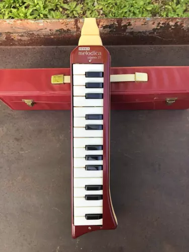 Vintage Hohner *MELODICA* PIANO 27 in Original Case, Made in Germany, Nice
