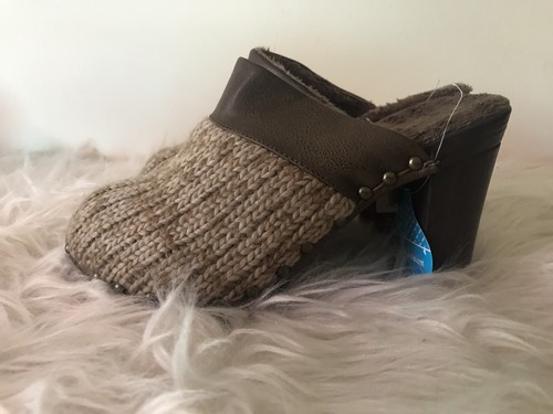 *WOMENS *MUK LUKS SHOES*  FAUX FUR LINED*KAMERYN CLOG* SIZE 7* HIGH HEEL MULES * - Picture 1 of 4