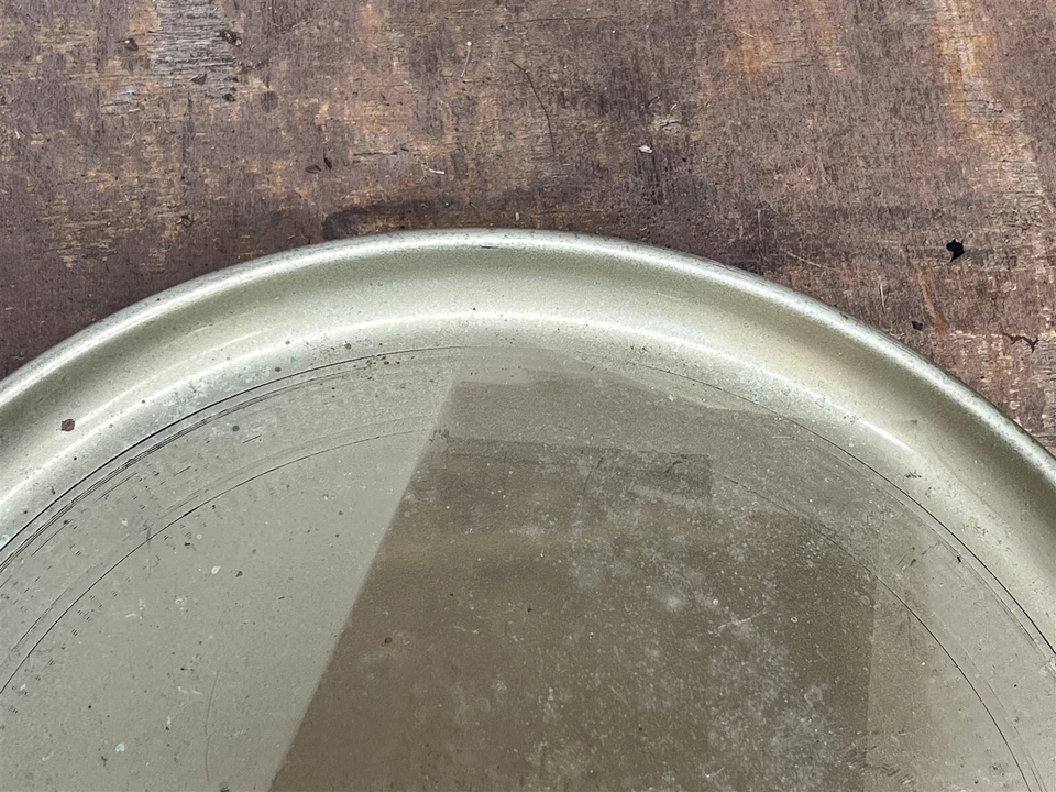 VINTAGE ROUND SOLID BRASS WAS SILVER PLATE SERVING DRINKS TRAY - Image 3 of 4