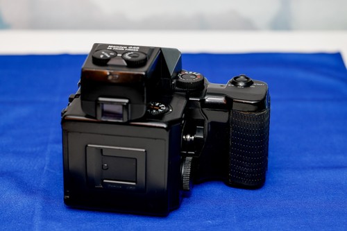 Mamiya 645 Super Medium Format Camera Kit w/ Prism and 120 Film Back #758 - Photo 3/7