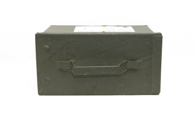 Vintage Metal Can Box Army Military 100 Cartridges 50 cal Vintage Metal Can Box Army Military 100 Cartridges 50 cal