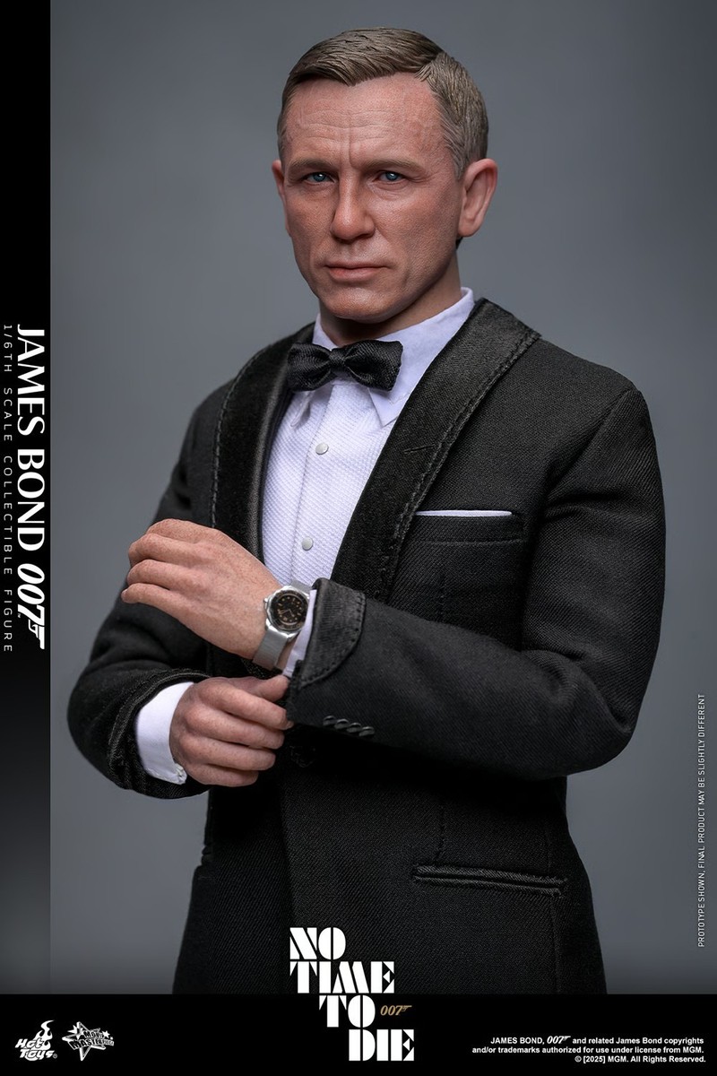 Hot Toys MMS803 Daniel Craig 007: No Time to Die James Bond 1/6