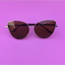 Fashion Eyewear Gold Cat Eye Sunglasses Brown Gradient Lens Pink Glitter Side