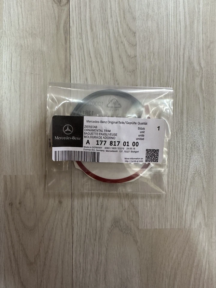 Gloss Black Rear Boot Star Badge For Mercedes NEW A Class W176 W177 A1778170000 - Immagine 4 di 4