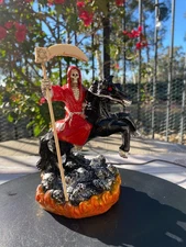 Santa Muerte Bendesida Roja - Size 7" Color Red on Top of a Horse Blessed