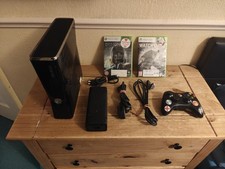 Xbox 360S 250GB Console Bundle W/2 Games