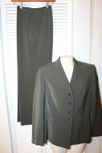 dark green pants suit women's