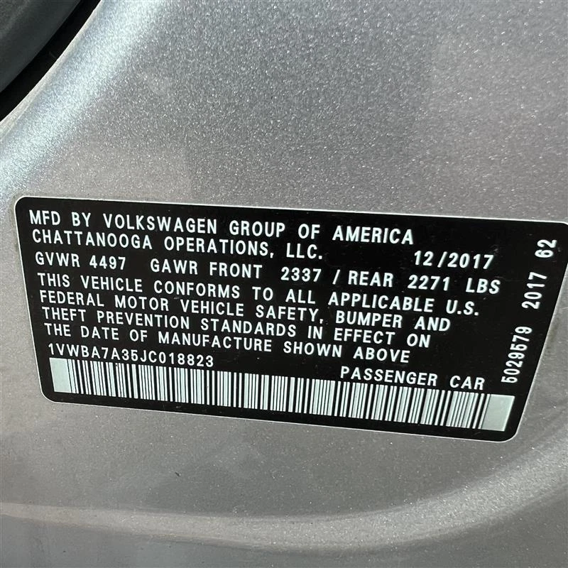 Medidor de velocímetro usado se adapta a: Volkswagen Passat Cluster 2018 MPH ID 561920960D Gr Foto 2 de 4