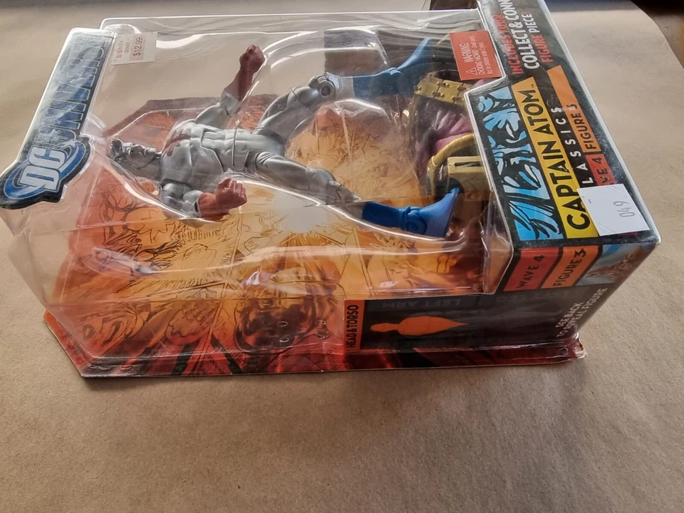 DC Universe Classics Captain Atom Wave 4 Figura 3 Despero Serie BAF Variante S11 Foto 4 de 4