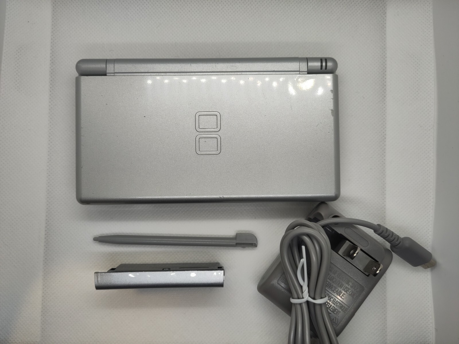 Nintendo DS Lite Launch Edition Silver With Charger, Stylus, And GBA ...