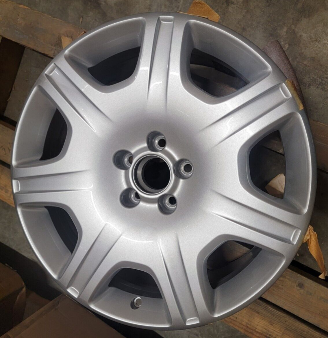 GENUINE BENTLEY ALUMINIUM WHEEL RIM 19" x 7.5" OEM NEW 3W0601025F