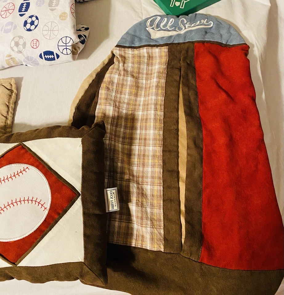 Lot of 13 Pc Baby Room Sports Theme Items. Quilt Dust Ruffle Sheets - Image 4 of 4