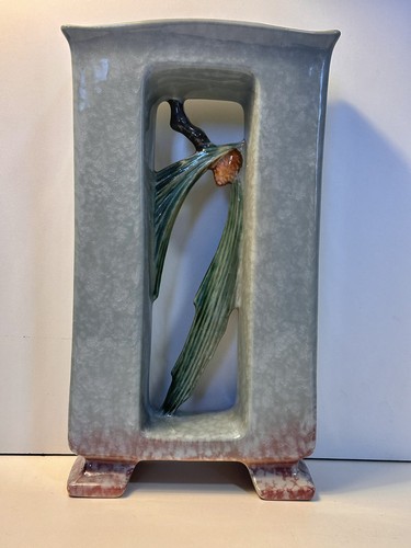 Roseville Pottery “ Pinecone Artwood” Stone Gray Planter # 1060-12” In 1951 - Picture 6 of 24