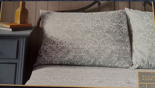 William Morris 100% cotone percalle "Strawberry Thief Tonal" federe King - Foto 3 di 7