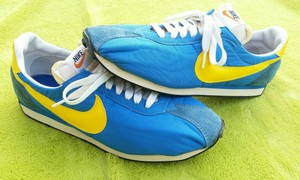 nike waffle trainer vintage