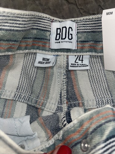BDG Women's Denim High-Waisted Striped Boho Mom Shorts 24 - Picture 3 of 7