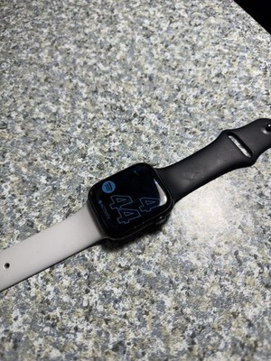 Apple Watch Series 7 44mm Black Aluminum Touch Screen w/ Black & White Silicone 