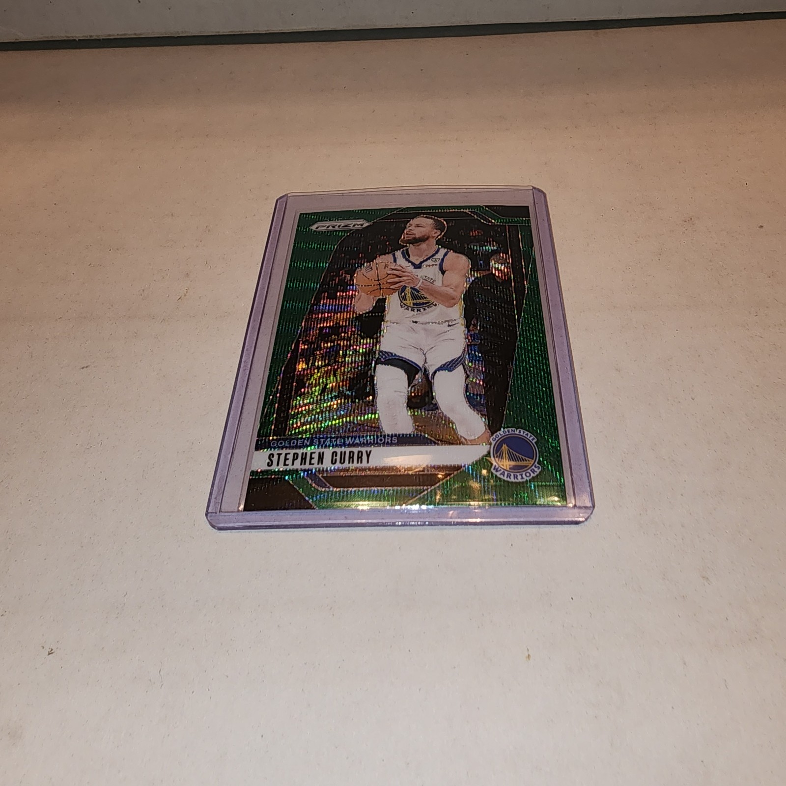 2024-25 Panini Prizm - Stephen Curry #134 Green Wave Prizm BV$25