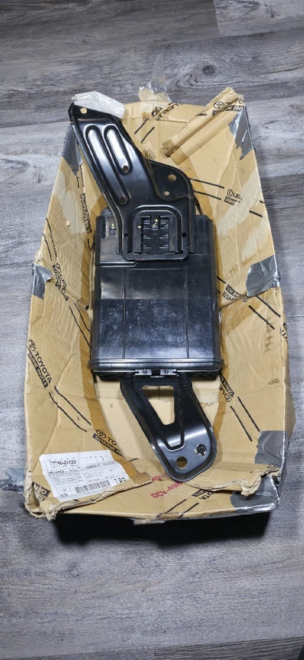 丰田 Scion Tc 2011 - 2016 全新蒸汽罐 丰田 (77740 - 21020) 同日发货 — 第 2/4 张图片