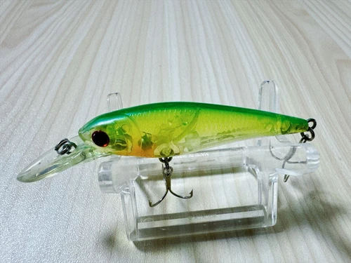 LUCKY CRAFT Bevy Shad 60SP SUSPEND Fishing Lure #AS130