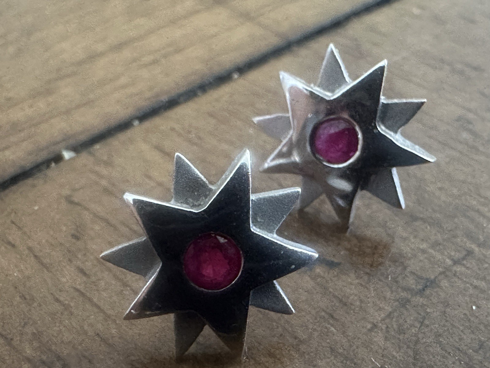 18K Solid White Gold Ruby Star Stud Earrings 3.87… - image 15