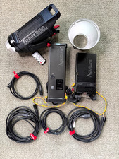 Aputure Light Storm COB 300D LED Light Bundle W/ Aputure Soft Carrying Case