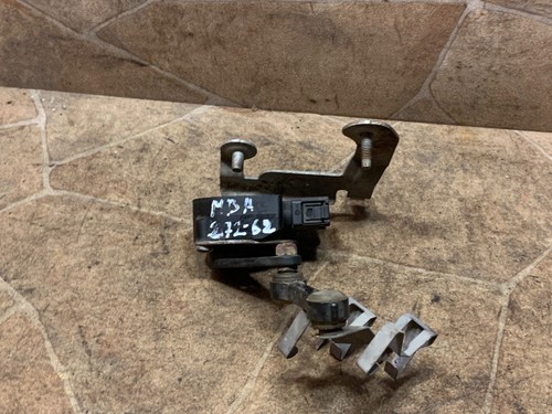 MERCEDES-BENZ C Coupe C205 Niveausensor vorne links A0009053704