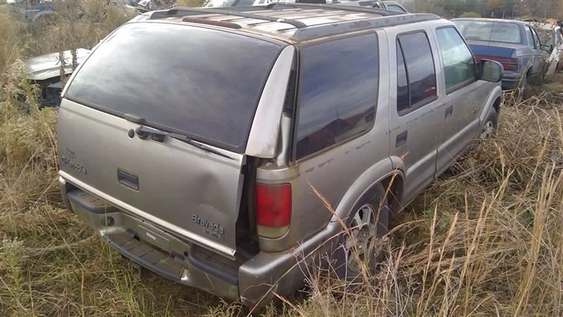 Faro pasajero GMC Canadá solo se adapta a 98-05 Oldsmobile Bravada OEM Foto 4 de 4