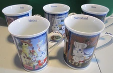 Lot of 5 Pillsbury Doughboy Intl Mugs Coffee teacups Danbury Mint - NEW