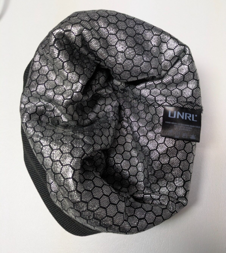 UNRL Row The Boat Beanie Stocking Cap Adult Unisex Black White Lined Hat - Picture 2 of 6