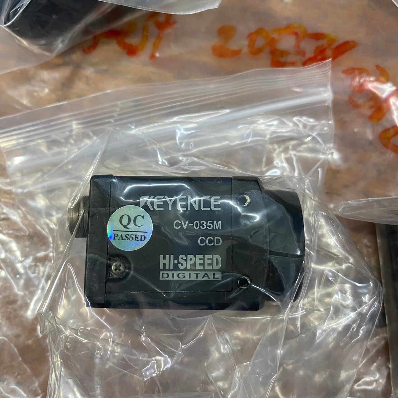 KEYENCE CV-035M, Camera missing Lens as photo, sn:Random, Tested, FedEx.DHLtoUS.