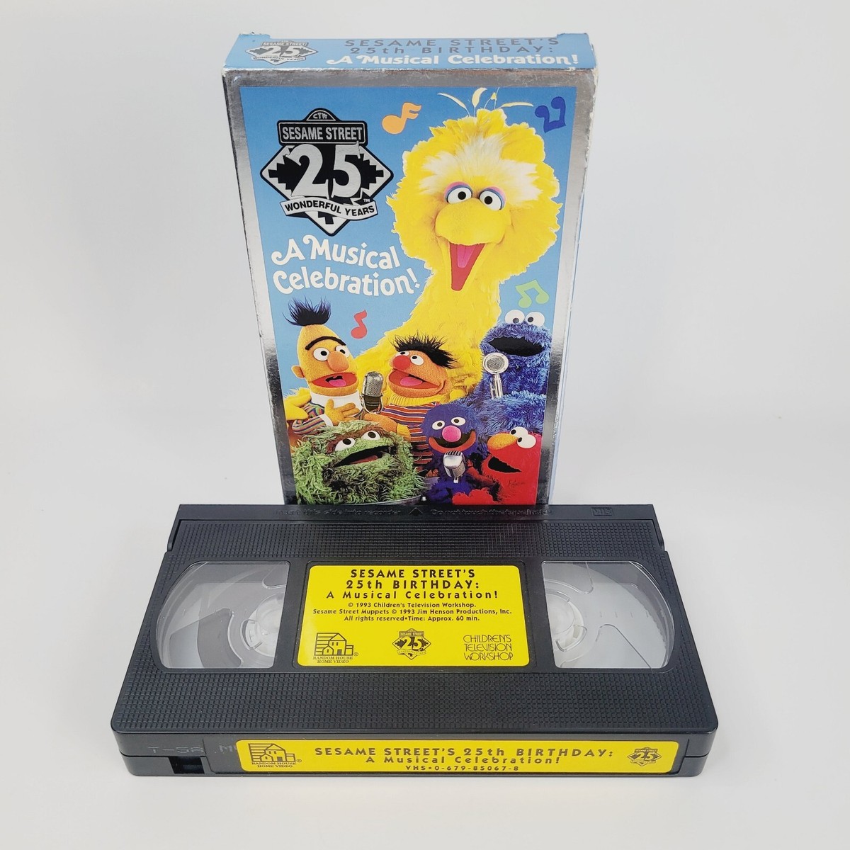 その他 Celebrate Broadway 9 [CD] Sesame Streets 25th Birthday: A Musical Celebration (VHS