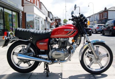 Motorcycle Seat Cover HONDA CB250T & CB400T DREAM C/W Strap - NO