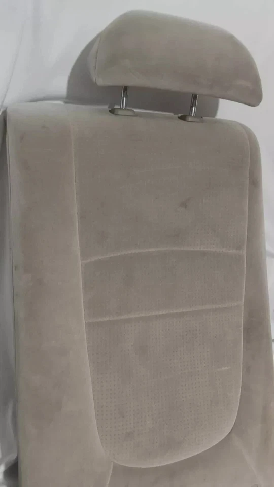 Kia Spectra 2007-2009 sección lateral derecha del asiento trasero beige OEM Foto 3 de 4