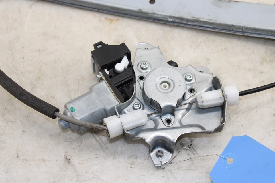 Regulador de ventana delantero derecho Nissan Juke 2011-2017 OEM GI178 Foto 2 de 4