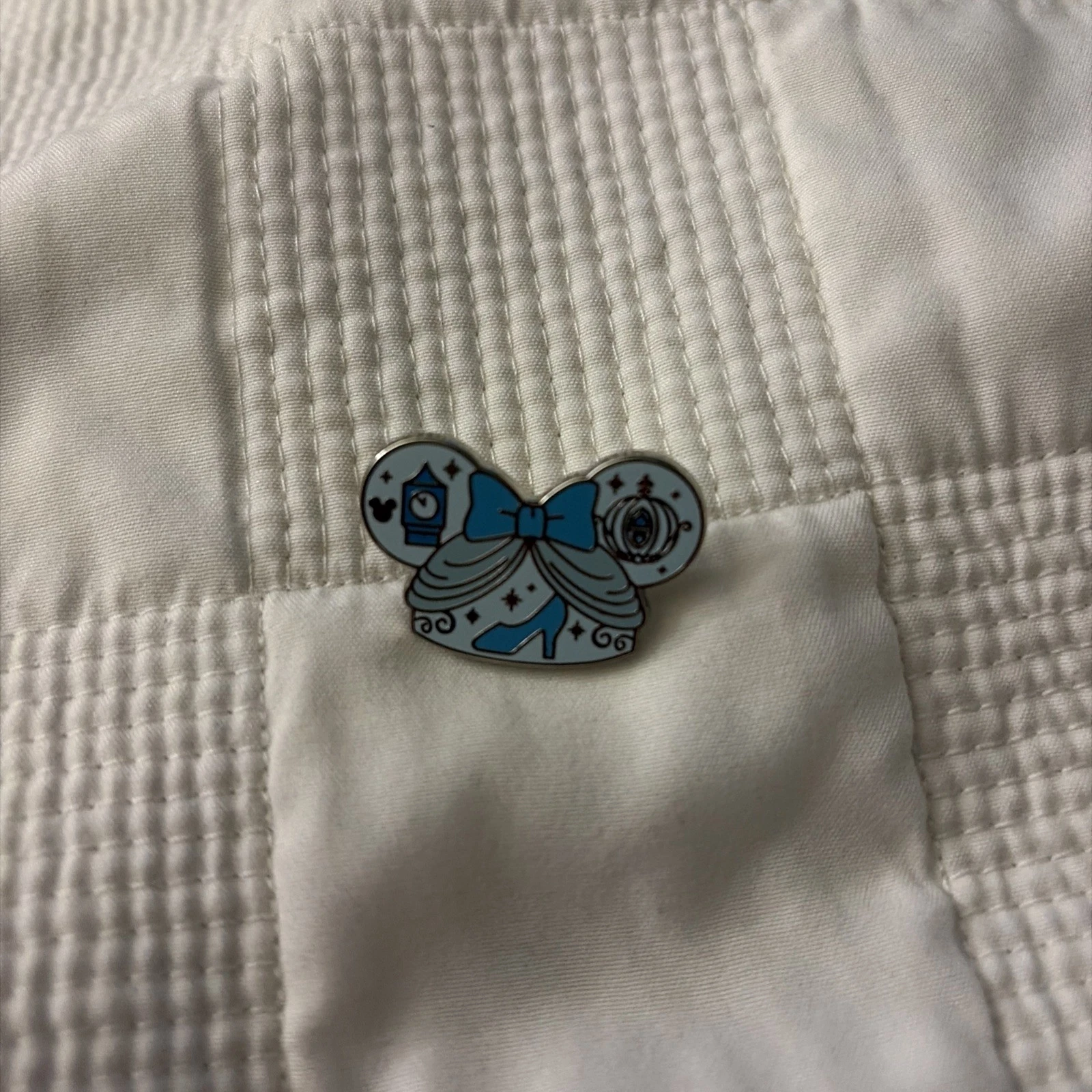 Disney Pin 2024 WDW Hidden Mickey Character Ear Hats - Cinderella