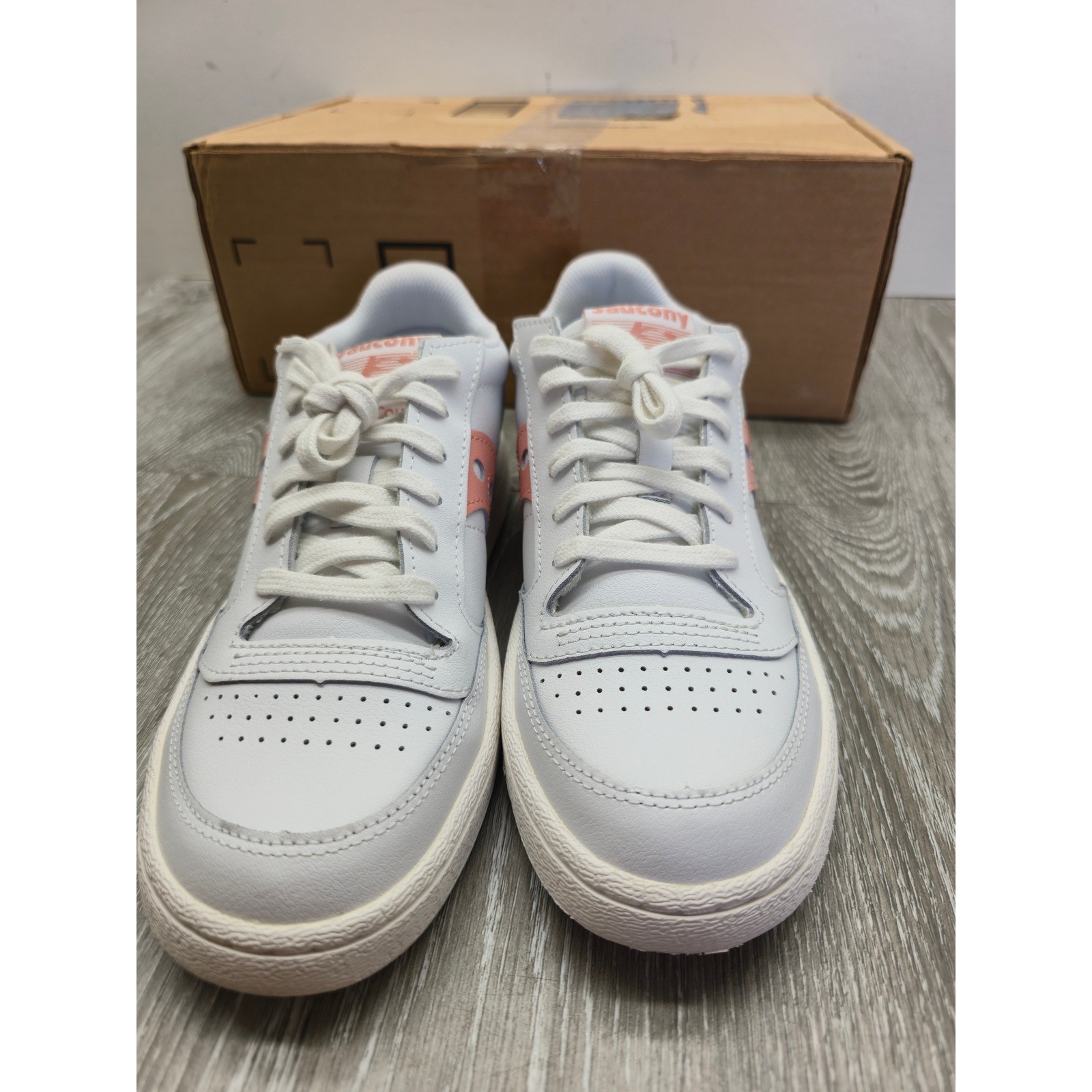 Saucony Jazz Court Womens Sneakers White Pink Low Top Size 7.5 thumbnail 3